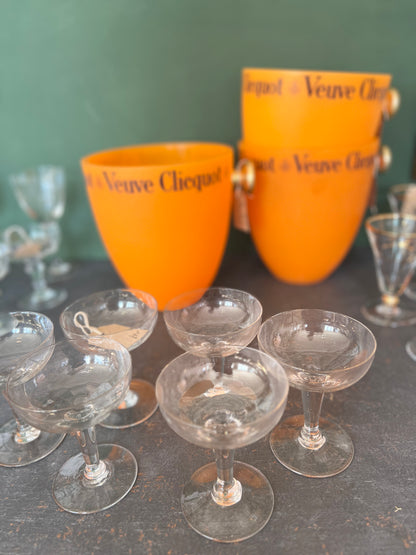 Vintage Champagne Ice Bucket, Veuve Clicquot, Christmas Wine & Thanksgiving Prosecco, Vintage Wedding Reception, Valentines, Birthday Cheers